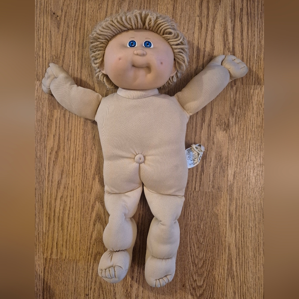 Vintage Cabbage Patch Kid Boy Doll Blue Eyes Blond Wheat Loop Hair #9 Face Mold